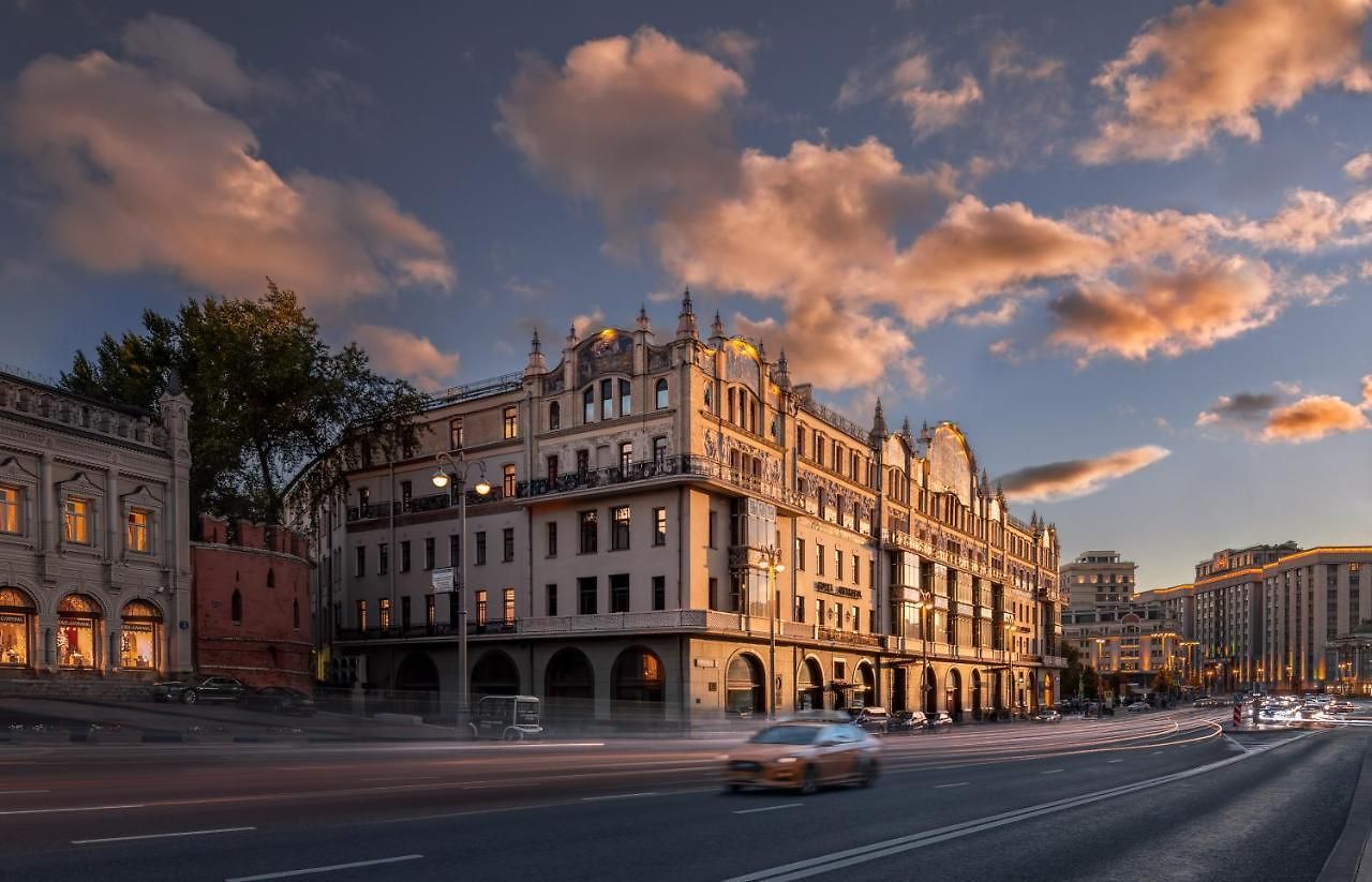 The Metropol Hotel